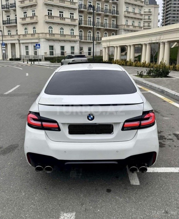 BMW 525