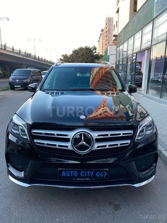 Mercedes GLS 500 4MATIC