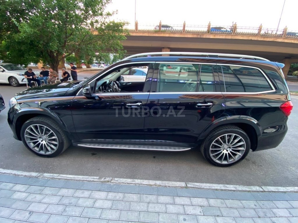 Mercedes GLS 500 4MATIC
