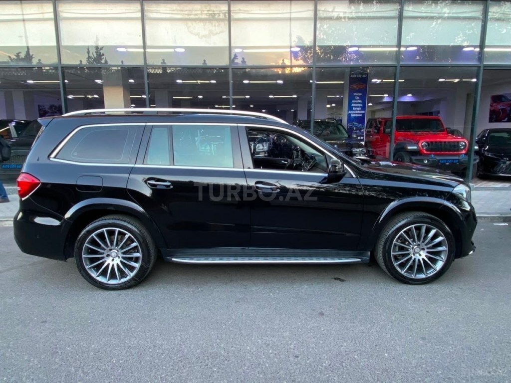 Mercedes GLS 500 4MATIC