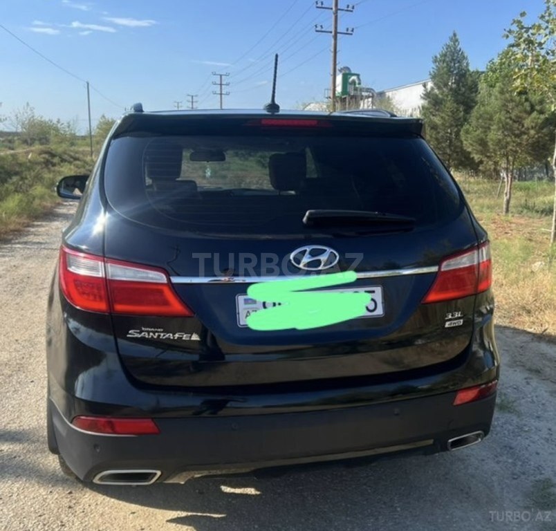 Hyundai Grand Santa Fe