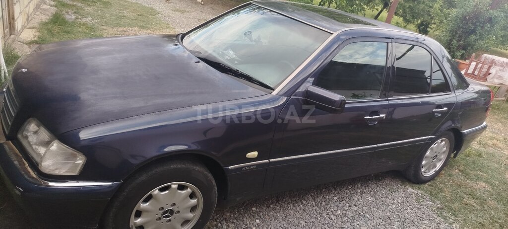 Mercedes C 200