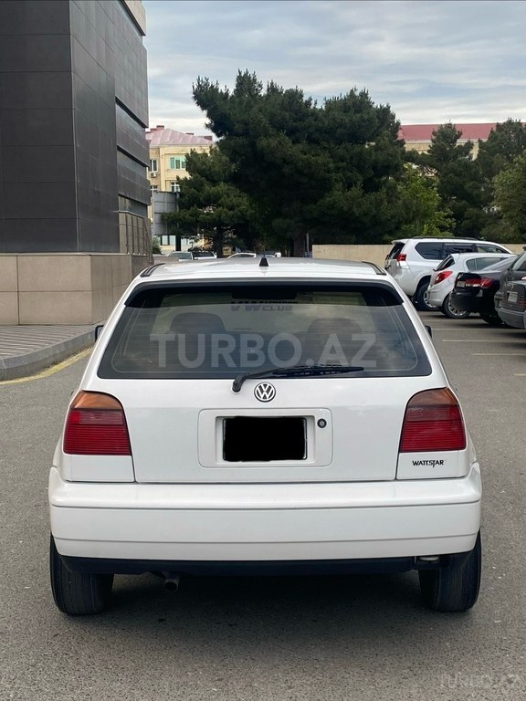 Volkswagen Golf