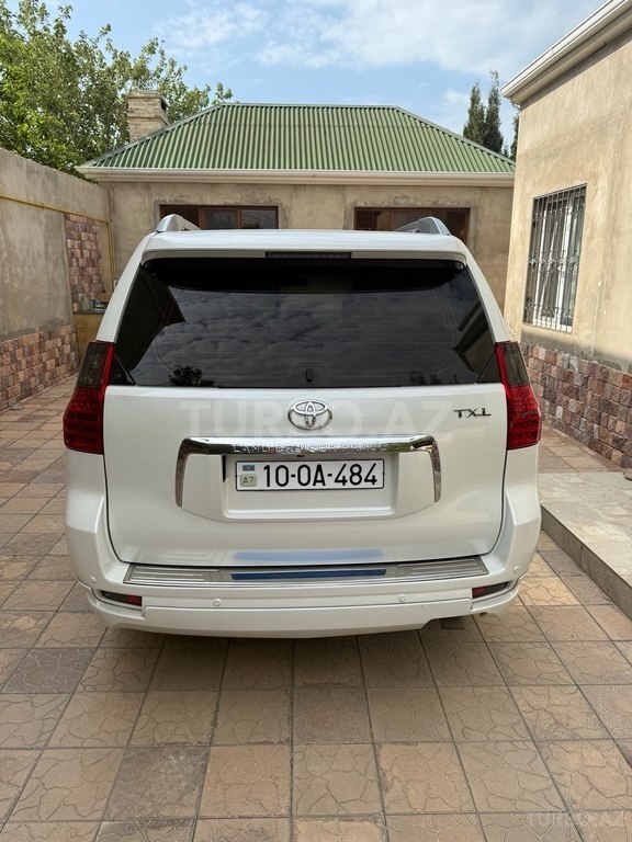 Toyota Land Cruiser Prado
