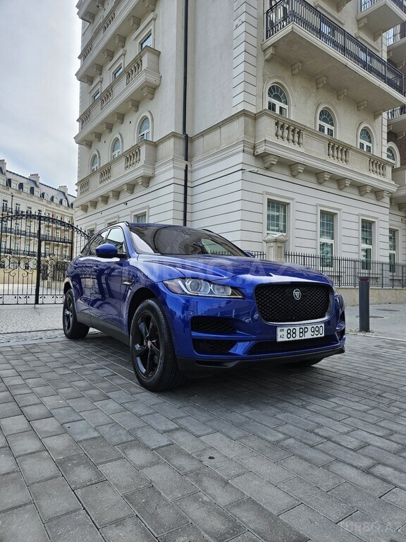 Jaguar F-Pace
