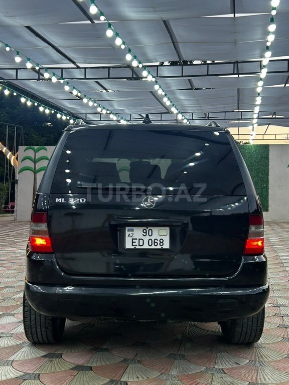 Mercedes ML 320