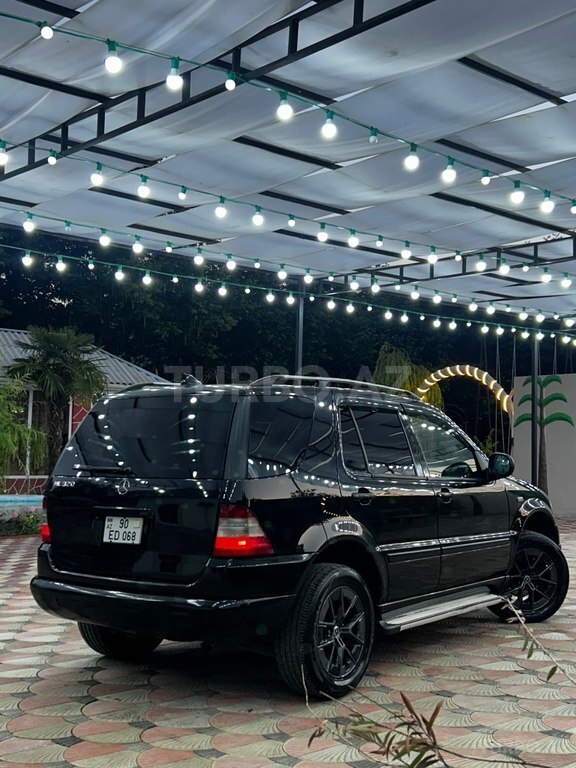Mercedes ML 320