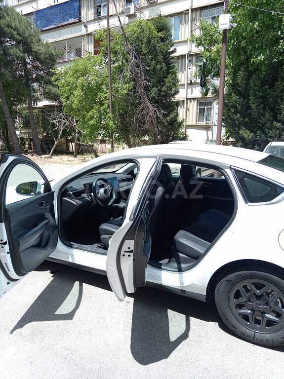 BYD Seal 05