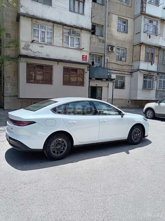 BYD Seal 05