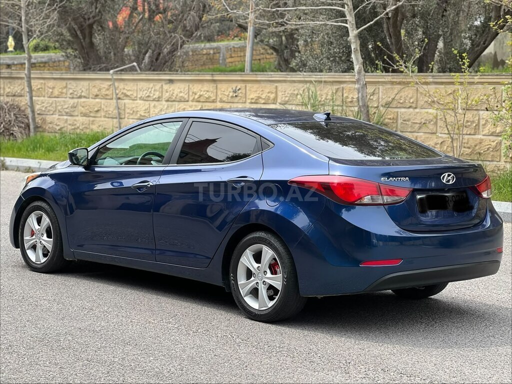 Hyundai Elantra