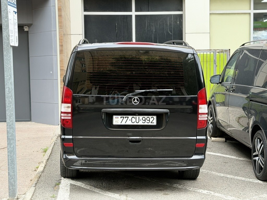 Mercedes Viano