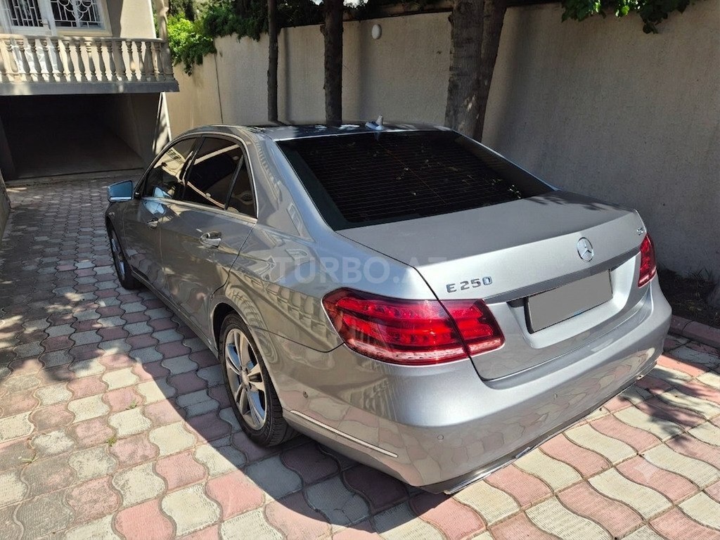 Mercedes E 250