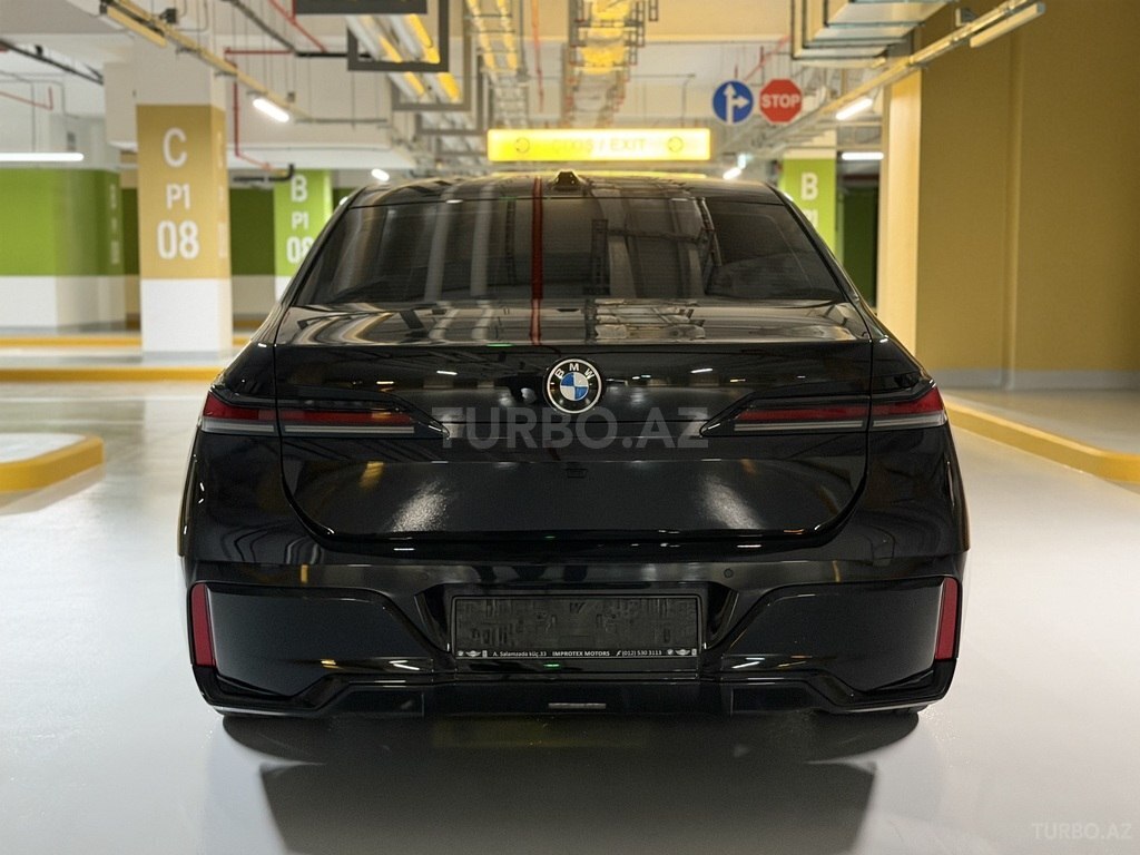 BMW 740