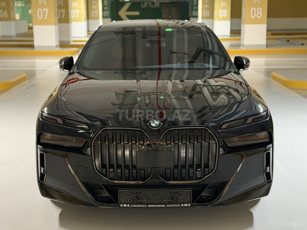 BMW 740