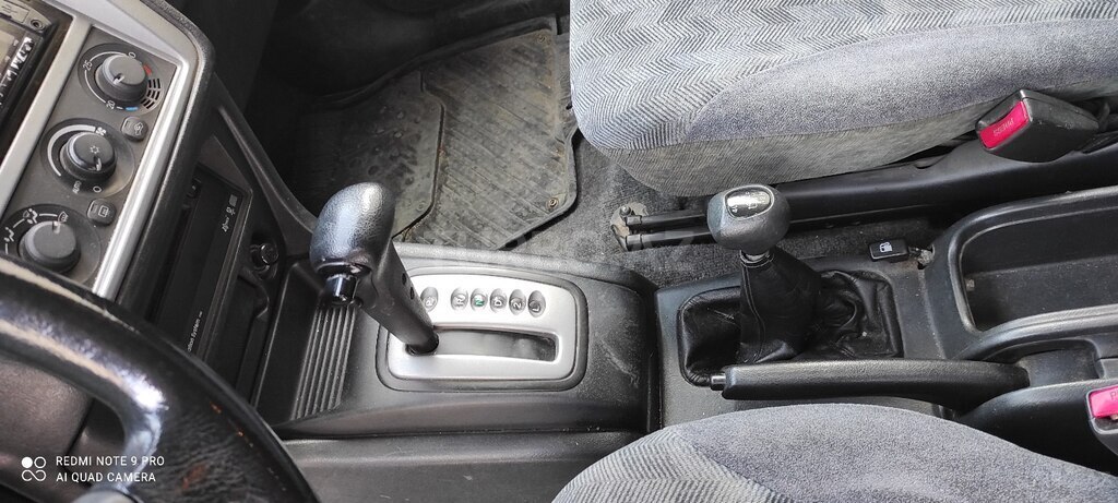 Mitsubishi Pajero io