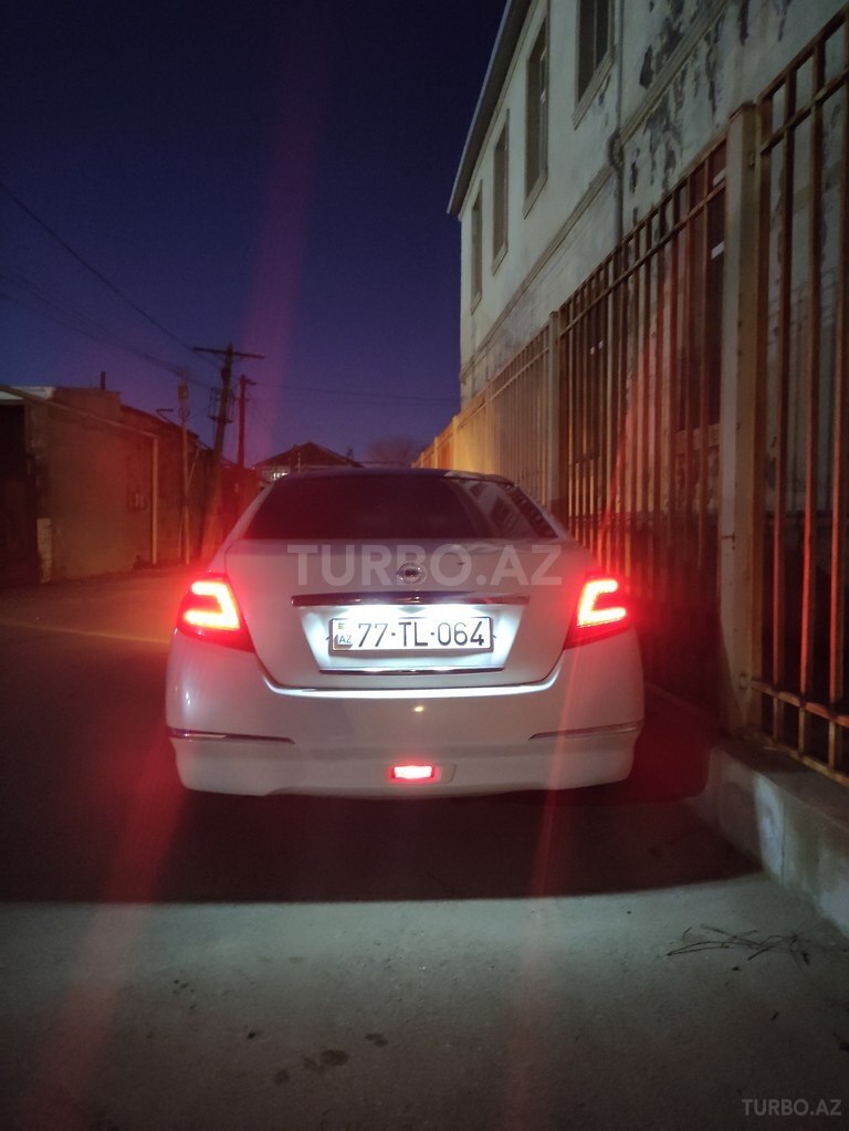 Nissan Teana