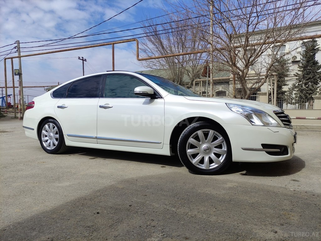 Nissan Teana