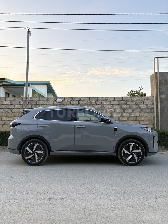 Changan Nevo Q05