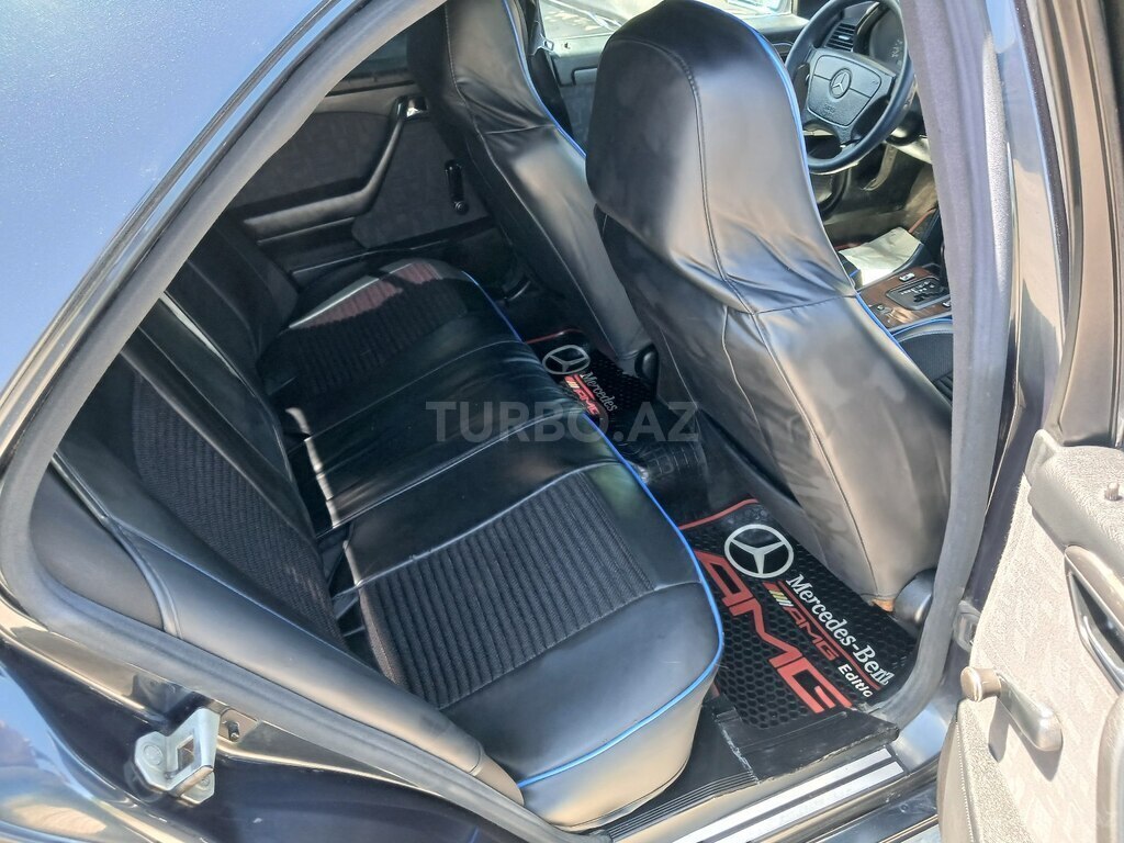 Mercedes C 180