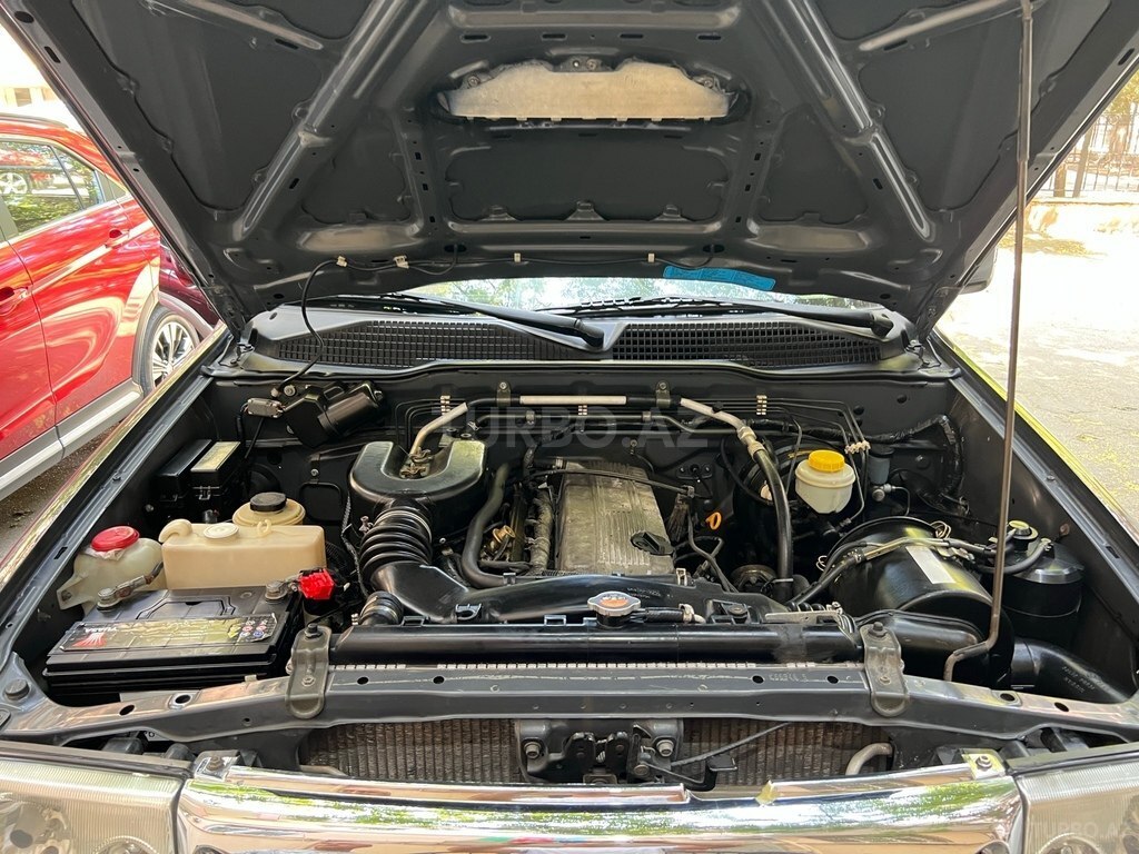 Nissan Terrano II