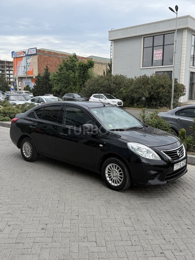 Nissan Sunny