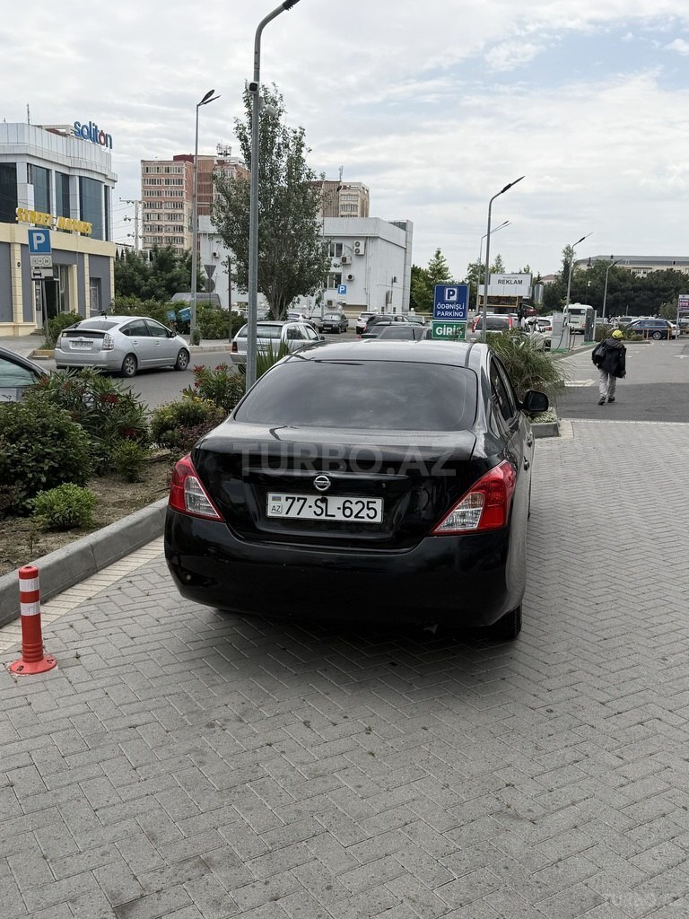 Nissan Sunny