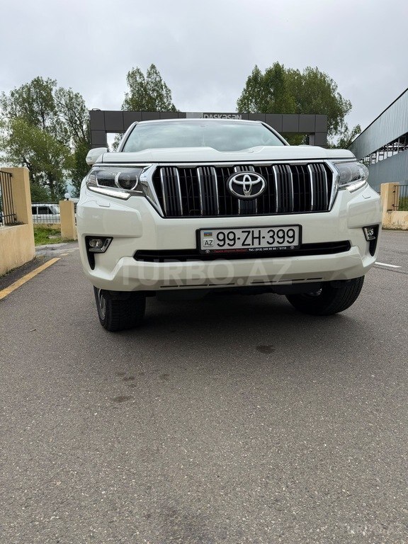 Toyota Land Cruiser Prado