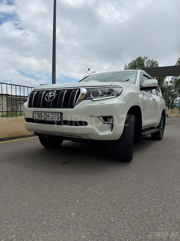Toyota Land Cruiser Prado