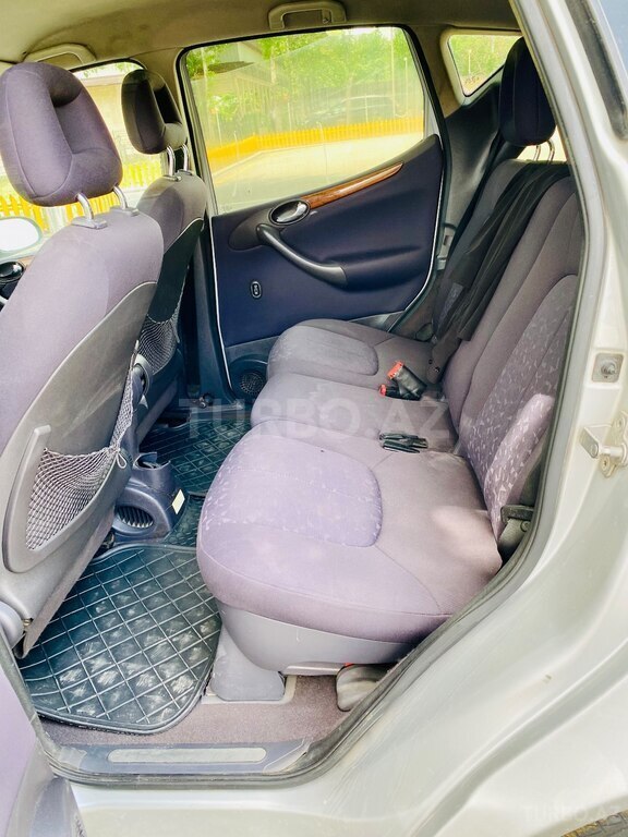 Mercedes A 160