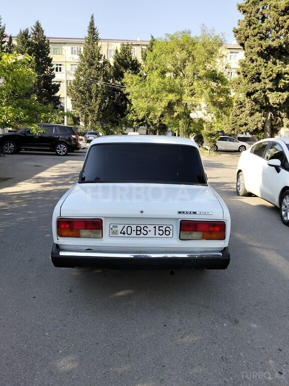 LADA (VAZ) 2107