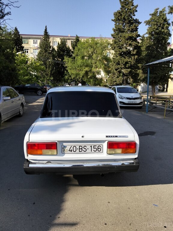 LADA (VAZ) 2107