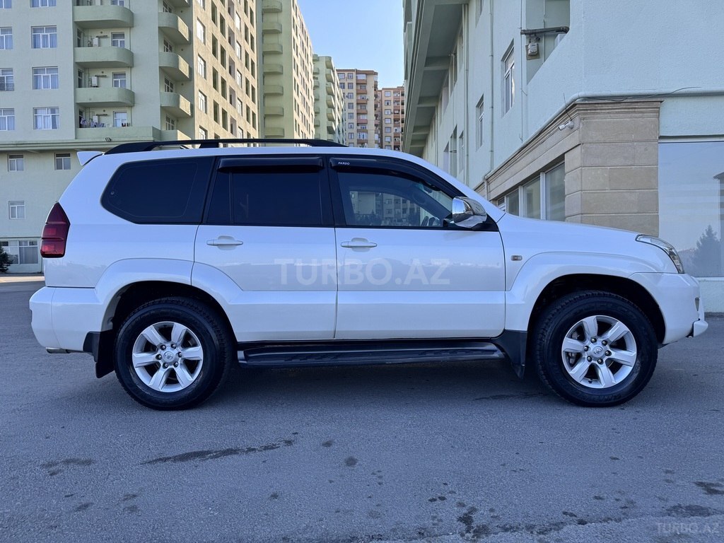 Toyota Land Cruiser Prado