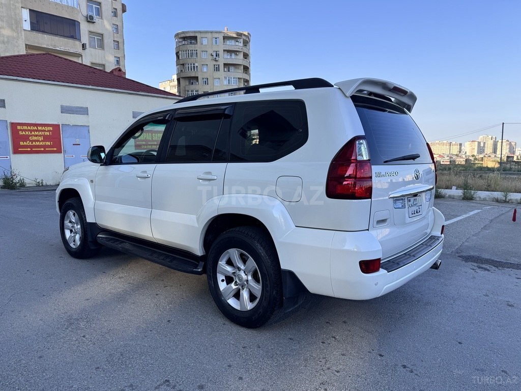 Toyota Land Cruiser Prado