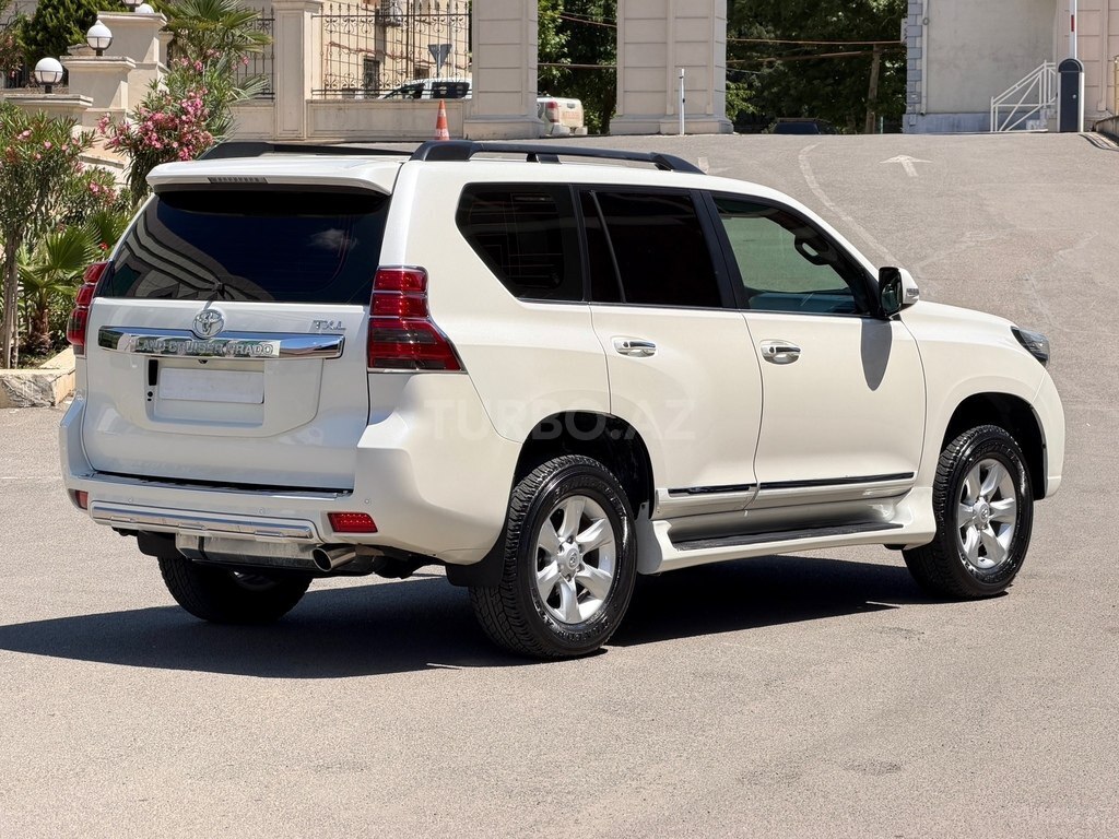 Toyota Land Cruiser Prado