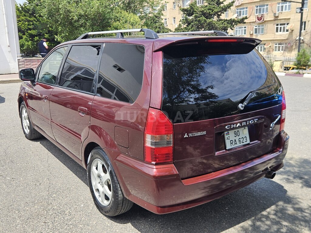 Mitsubishi Chariot Grandis