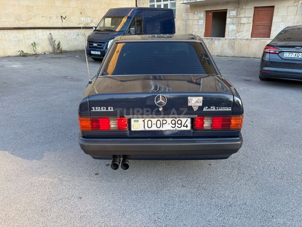Mercedes 190