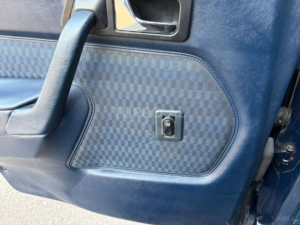 Mercedes 190