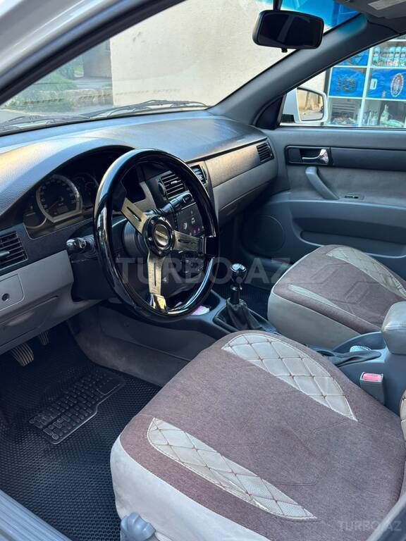 Daewoo Gentra