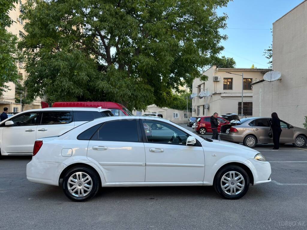 Daewoo Gentra