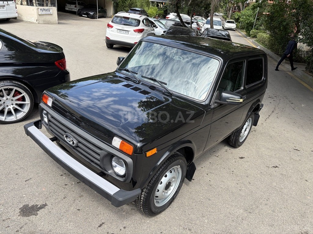 LADA (VAZ) Niva
