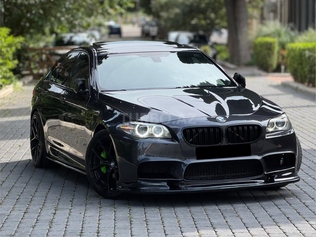 BMW 528