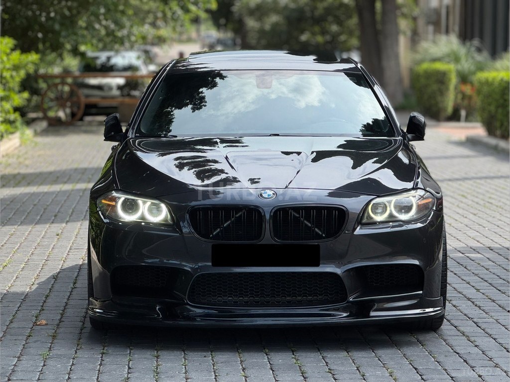 BMW 528