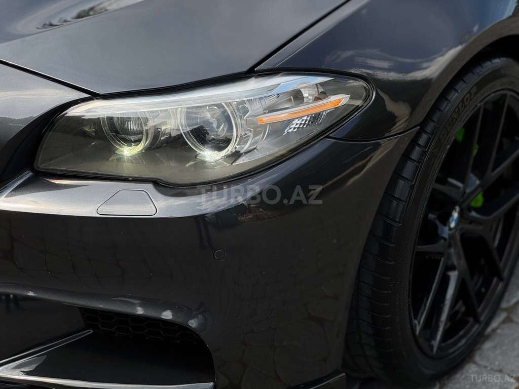 BMW 528