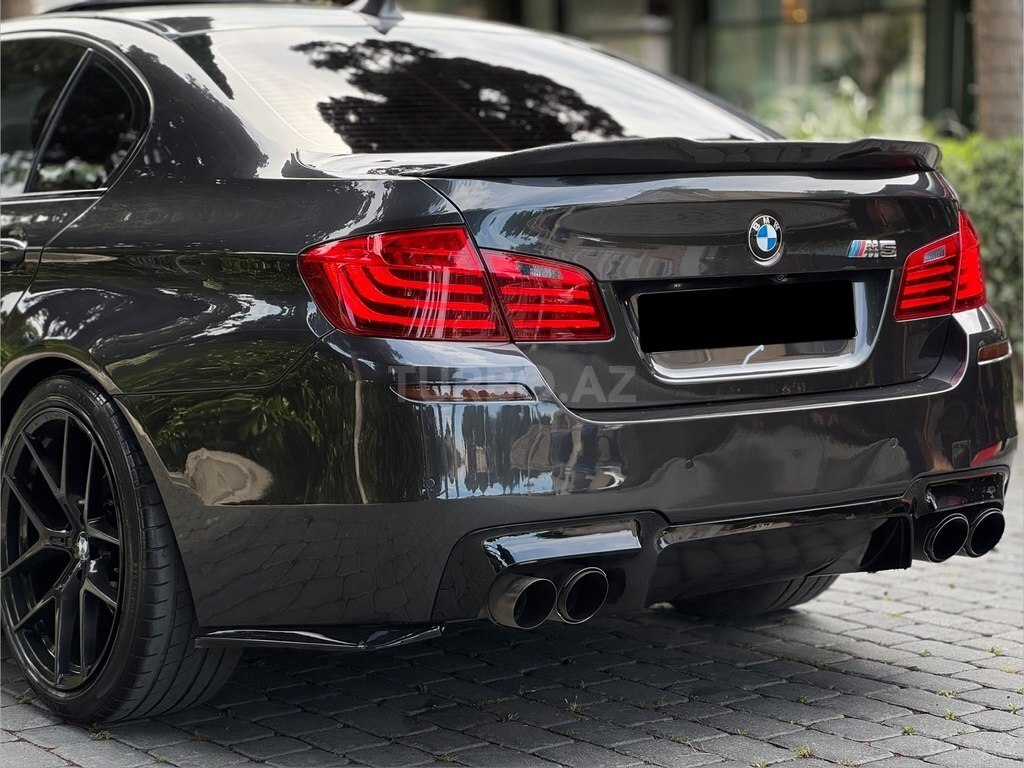 BMW 528