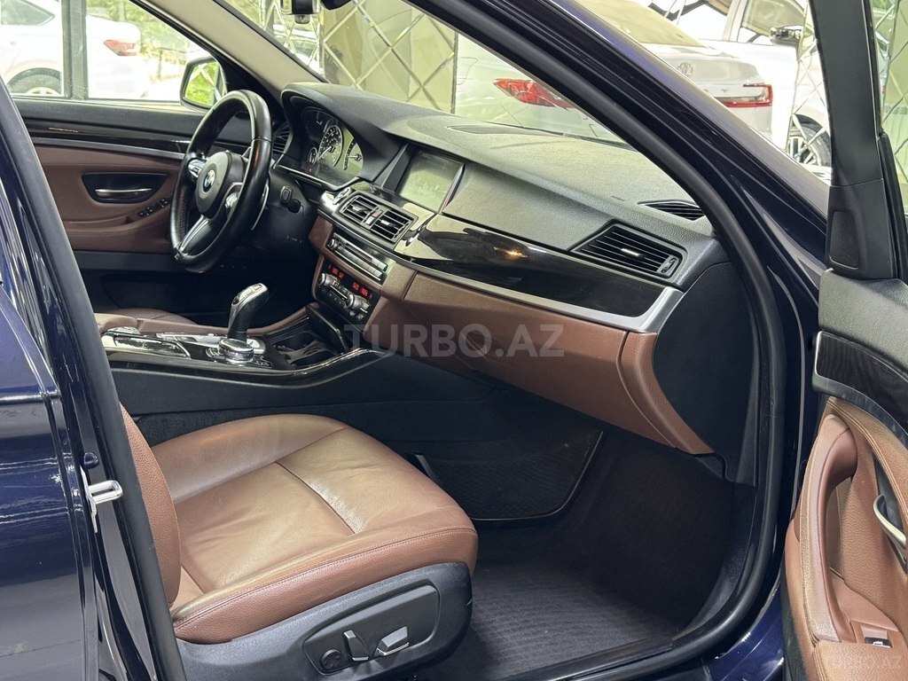 BMW 528