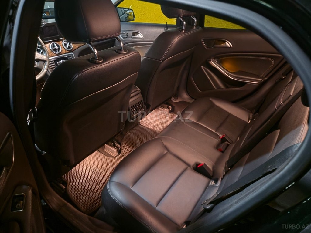 Mercedes GLA 250 4MATIC