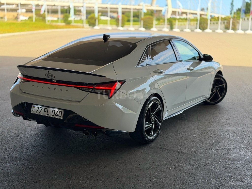 Hyundai Elantra N Line