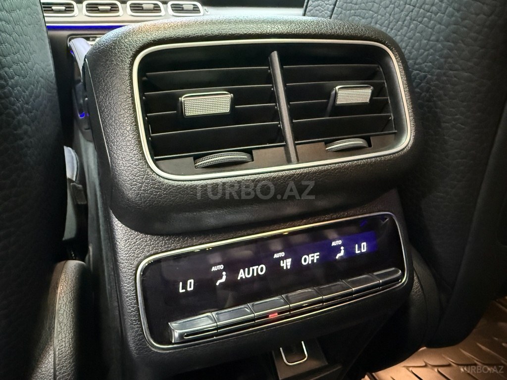 Mercedes GLS 450 4MATIC