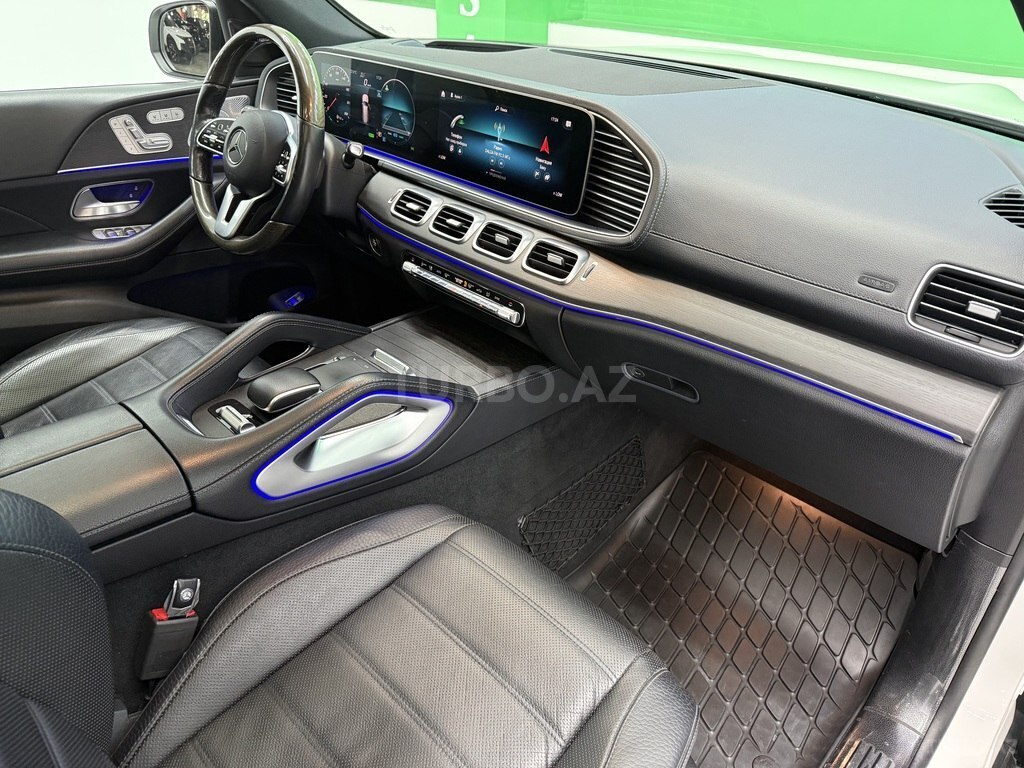 Mercedes GLS 450 4MATIC