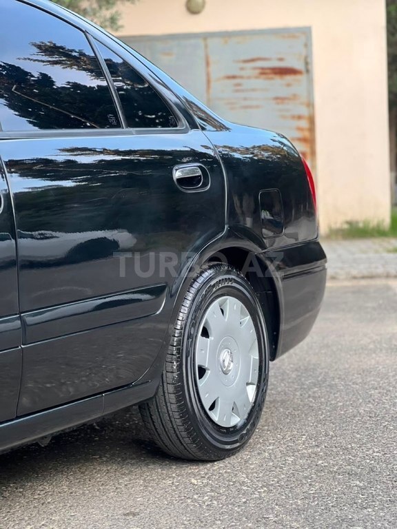 Nissan Sunny